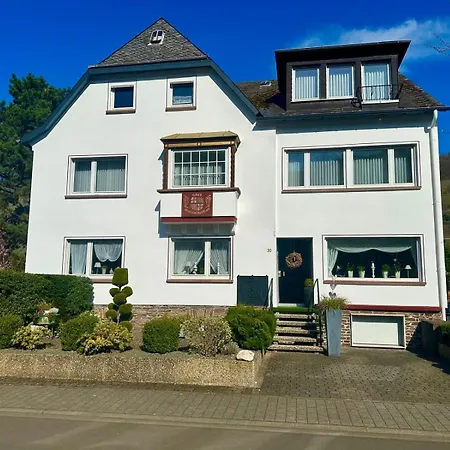 Haus Marientaler Au Gbr Pensionat Zell an der Mosel